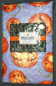 PURPLE TABLECLOTH HALLOWEEN 52"x 90" RECTANGULAR ORANGE JACK-O-LANTERNS VINYL - Foto 1 di 3