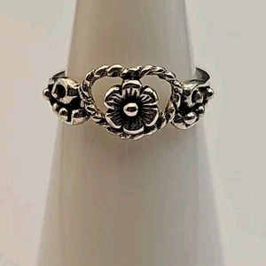 Sterling Silver 925 Heart Flower Toe Ring Size 4.25 - Picture 1 of 11