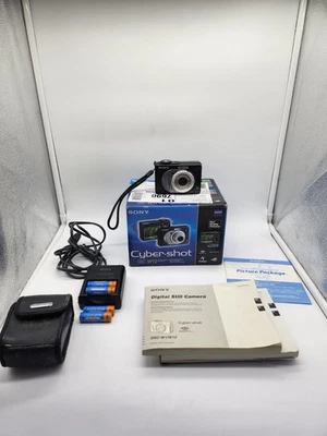 Sony Cyber Shot DSC W12 Digitalkamera- in OVP - Inkl. Zubehörpaket  - Bild 1 von 4