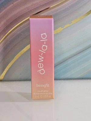 NEW Benefit - Dew-La-La Liquid Glow Highlighter - Luna - MINI 3ml/.1 Fl Oz  - Image 1 of 2