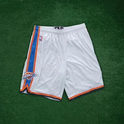Подлинные домашние шорты Oklahoma City Thunder NBA Adidas версия 30 2016–17 годов - Изображение 1 из 4