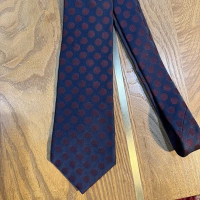 Ermenegildo Zegna Men's Tie 100% Silk, Made in Italy. - Image 1 of 2