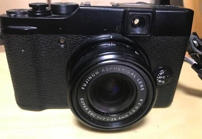 Fujifilm X10 schwarz kompakte Digitalkamera 12,0 MP JAPAN GEBRAUCHT Japan - Bild 1 von 4