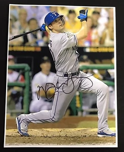Michael Young Texas Rangers Signed Autographed 8x10 Photo Color - Picture 1 of 2