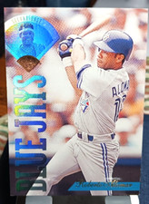 1995 Leaf Baseball Card of Roberto Alomar HOF #256 (NM) Free Returns