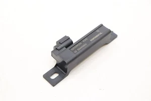 2014 - 2024 INFINITI Q50 REAR LEFT KEYLESS ENTRY ANTENNA RECEIVER MODULE OEM - Picture 1 of 12