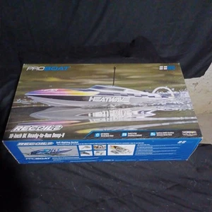 Pro Boat PRB08053T2 Recoil 2 18" Self-Righting Brushless Deep-V Heatwave Boat - Picture 1 of 5