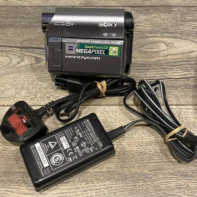 Sony Handycam DCR-HC62E Handheld MiniDV Camcorder Silver with charger  - Image 1 of 4