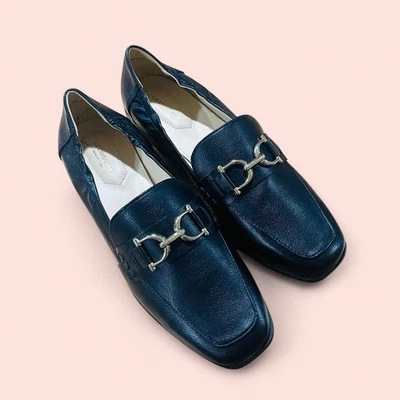 Mocasines Liz Claiborne negros veganos imitación cuero herrajes dorados 9,5 NUEVO Foto 1 de 4