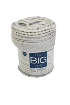 Manta de felpa The Big One de gran tamaño 5x6 pies patrón de rayas supersuave Foto 1 de 4