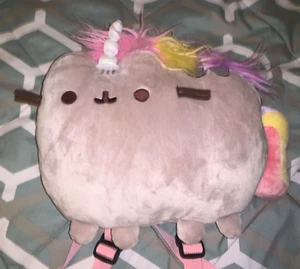 GUND Pusheenicorn Rucksack Plüsch mit Reißverschluss und abnehmbarem Riemen (gebraucht!) - Bild 1 von 2