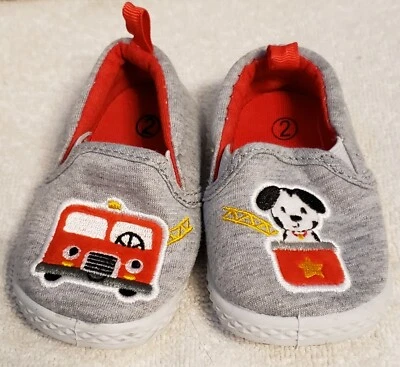Camión de bomberos infantil camión-perro de bomberos Dalmation gris bebé cuna zapatos talla 2 sin cordones niños Foto 1 de 4