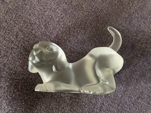 Frosted Glass Beagle Paperweight Desk Greeter Home Decor VINTAGE - Picture 1 of 7