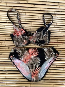 Lascana Women's 2 Pc. Bathing Suit Size US 8 Tropical Earth Colors. Side Accent. - Picture 1 of 16