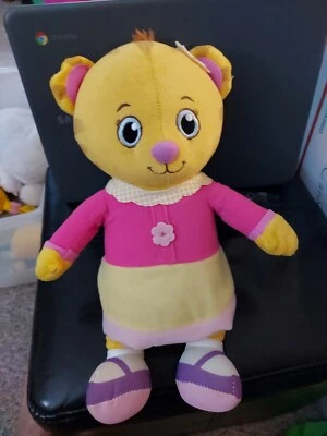 12" Daniel Tigers Neighborhood Talking Baby Margaret Plush Doll 2019 - Image 1 of 4