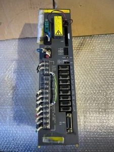 FANUC A02B-0168-B013 Power Mate E Usado - Imagen 1 de 7