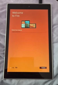 Amazon Fire HD 10 Tablet 5th Generation - 32GB - SR87MC -  Silver - Picture 1 of 4