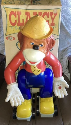 1963 Ideal Clancy The Great Batt/Op Roller Skating Chimp w/Hat & Coins In Box - Изображение 1 из 4