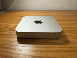 Apple Mac mini Ende 2014 A1347 i5 1,4GHz 4GB 240GB SSD macOS Monterey - Bild 1 von 12