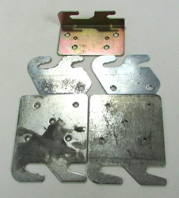 Set of 5 Vtg Bed Rail HOOKS Plates Bed Side Connecting Hardware - Image 1 of 4