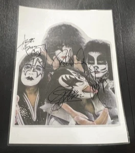 Kiss Poster Hand Signed Laminated Poster Print Frehley Singer Stanley Simmons - Foto 1 di 15