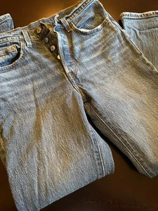 Levis Jeans Herren 26 x 30 blau 501 gerades Bein Knopfleiste mittlere Waschung klassisch - Bild 1 von 9