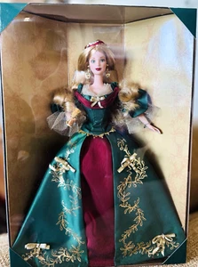 2000 Mattel Holiday Treasures Barbie Collector's Club Exclusive #27673 NRFB - Picture 1 of 10