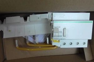 VIGI C120 4P 125A 1000mA-S-Si  SCHNEIDER  A9N18561 BLOC DIFFERENTIEL - Picture 1 of 2