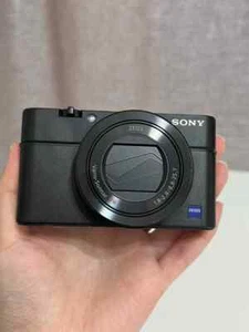 Sony Cyber Shot DSC-RX100 III M3 20.2MP Digital Camera 2.9 x Optical Zoom Tested - Picture 1 of 5