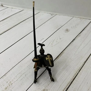 Figura de acción Schleich Caballero Negro Suelta 4" 2003 con lanza - Imagen 1 de 5