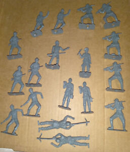 Vintage Lot Of 18 MPC WW2 WWII German Plastic Toy Soldiers 