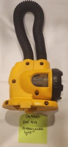 DEWALT 919 GENUINE OEM 18V FLEXIBLE RECHARGEABLE LIGHT TESTED/WORKS (A) - Picture 1 of 8