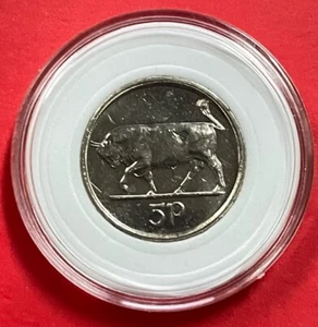 1996 IRELAND Coin 5 Pence (5p) Bull bovine Irish harp Designer Percy Metcalfe - Picture 1 of 5