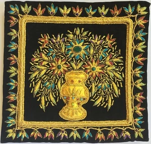Indian Velvet Embroidery Handicraft Handmade Jaipur Floral Vase Decor Ethnic Art - Picture 1 of 4