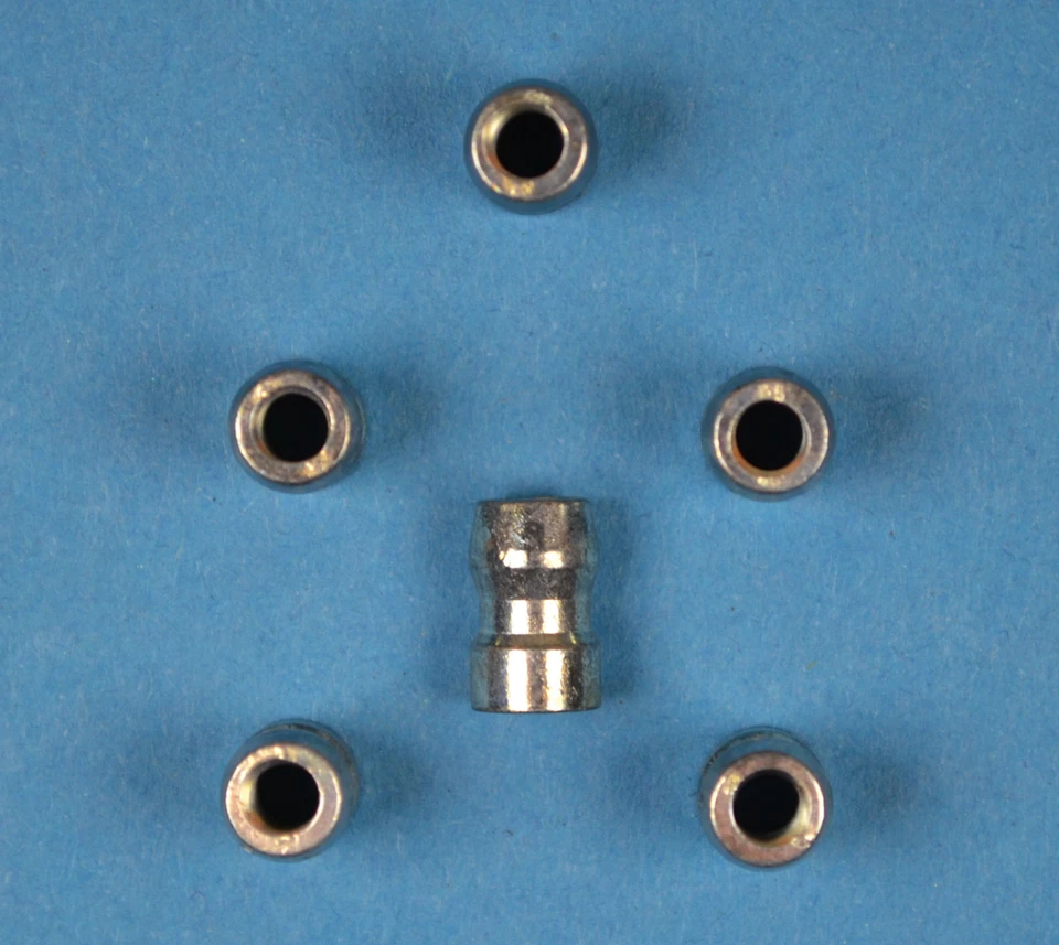 6x SAE Anschlussmutter, Zündkerze Mutter, Kopf, Zündkerzennippel, NGK, ZK, M4 - Bild 1 von 1
