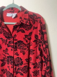 Damen Capacity rot & schwarz Rose Samt Knopfleiste Bluse Kragen Manschetten Hemd XL - Bild 1 von 7