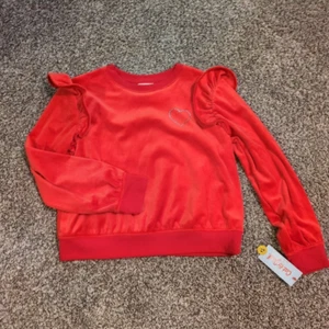 Cat & Jack Sweatshirt L Large 10/12 rot Rüschen Schultern Schmuck Herz - Bild 1 von 5
