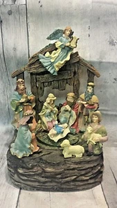 Colecciones musicales de belén navideñas de World Bazaars VIDEO - Imagen 1 de 9