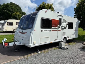 2017 Bailey Unicorn Cadiz 4 Berth Caravan - Picture 1 of 24