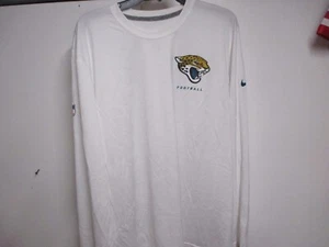 NIKE JACKSONVILLE JAGUARS MENS LONG SLEEVE DRI-FIT TOP (XL) NWT WHITE AWESOME! - Picture 1 of 7
