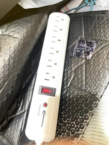 Innovera 6 AC Outlets 4 FOOT Cord 540 J Surge Protector WhiteB7V15T3T5Z6U1U9 - Picture 1 of 6