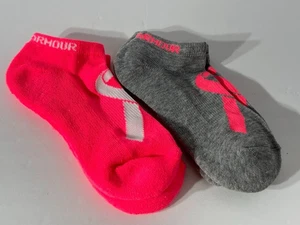 NWOT Women's Under Armour Pink Gray Breast Cancer Socks - Picture 1 of 2