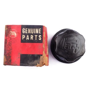 Toyota Hilux RN20 1972 – 1978 Cap Sub Assy Oil Filter NOS Genuine 12108-31013 - Picture 1 of 6