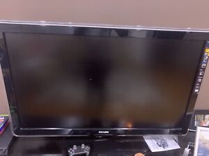 Phillips LCD TV - 2008 model . Pixel plus 3HD