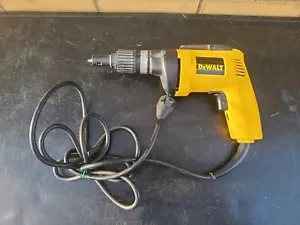 DeWalt DW254 DW254-TW VSR DeckDrywall Screwdriver Made in Taiwan Works EXCELLENT - Picture 1 of 10