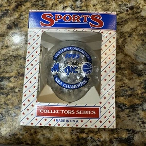 Orlando Magic NBA SPORTS SERIE COLLEZIONISTI ORNAMENTO VETRO vintage made in USA - Foto 1 di 5