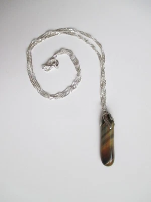 Deslumbrante Colar Pingente Olho de Tigre Vintage com Corrente Banhada a Prata Esterlina 18" - Imagem 1 de 4