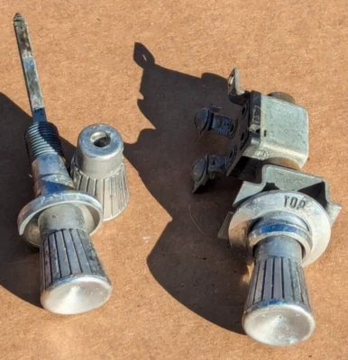 Mercury Monterey S-55 1962 convertible perillas de interruptor superior, original Foto 1 de 4