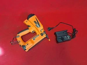 Paslode Impulse Stiftnagler IM50 F18 Lithium Gasnagler Nagler - Bild 1 von 10