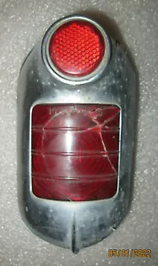 1951 - 1952 CHEVROLET CHEVY REAR TAIL LIGHT LAMP ASSEMBLY DAMAGED GUIDE 51 OEM - Picture 1 of 4